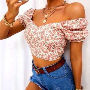 Ditsy floral print tie back sweetheart neck blouse